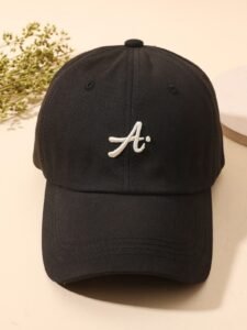 Identidad propia: Gorra premium con inicial personalizada